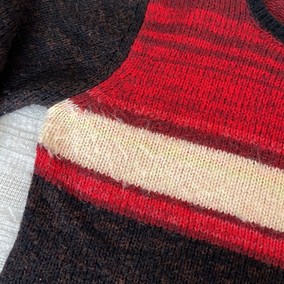 Vintage Nine West sweater. Size XL. Acrylic/wool/nylon. - Picture 3 of 4